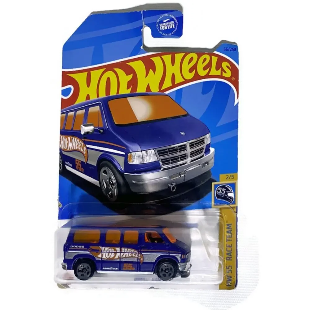 Hot Wheels Diecast Cars Lot of Eight New in Package